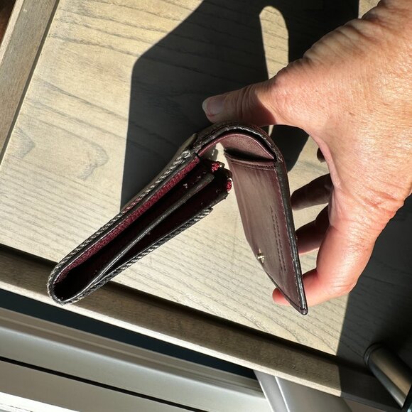 Burberry Burgundy House Check Wallet, Exceptional Condition! - Picture 4 of 14